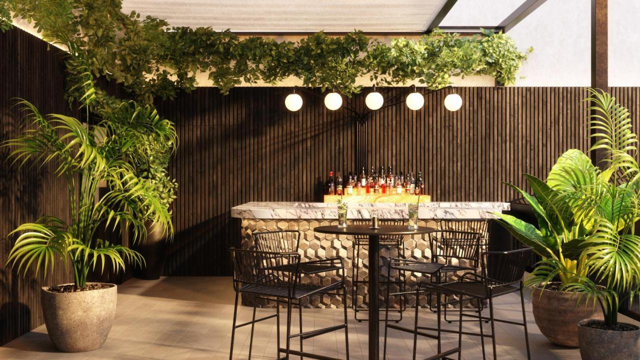 Radisson Blu Hotel Casablanca City Center מראה חיצוני תמונה The Terrace at The Standard London